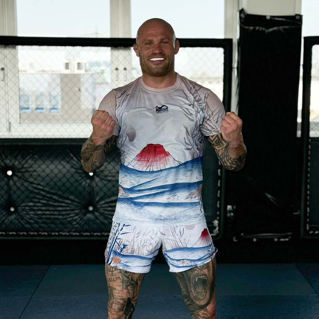 Phantom Athletics Trainingsshirt EVO Japan – Beige/Blau/Rot