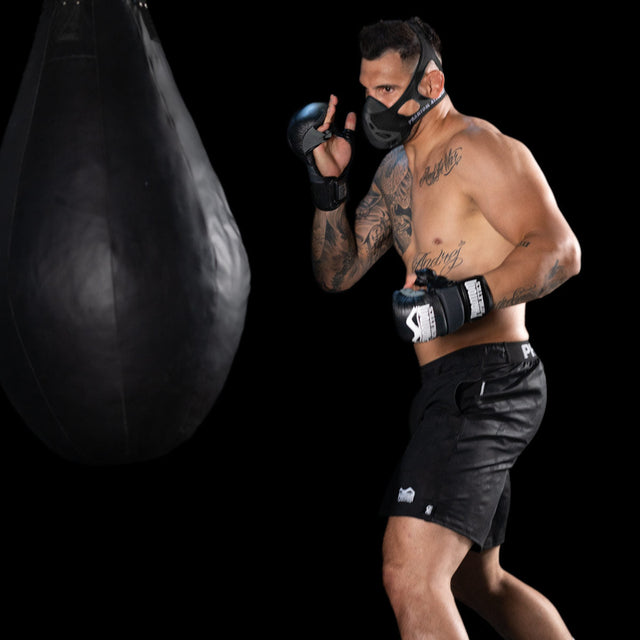 Mască de antrenament Phantom Athletics – Negru