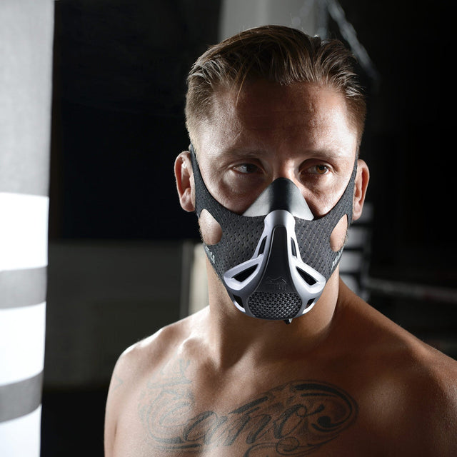 Máscara de treino Phantom Athletics – Prateado