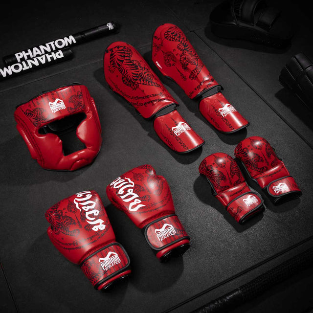 Cască de box Phantom Athletics Muay Thai – Roșu