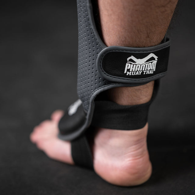 Phantom Athletics Skinnebensbeskyttere MT-Pro – Sort/Grå