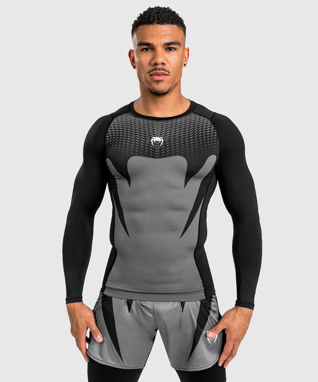 Rashguard Venum Attack Maniche Lunghe – Nero/Grigio