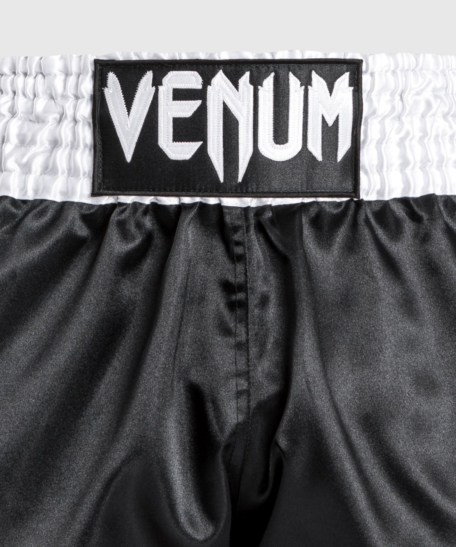 Venum Kickboks Broekje Classic 2.0 - Zwart/Wit