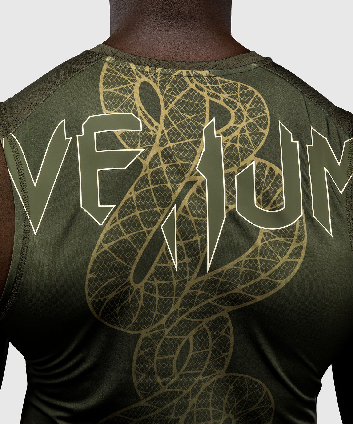 Venum Rashguard Ärmellos Serpenti – Khaki Grün