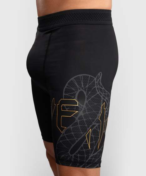 Pantaloncini a compressione Venum Serpenti – Nero