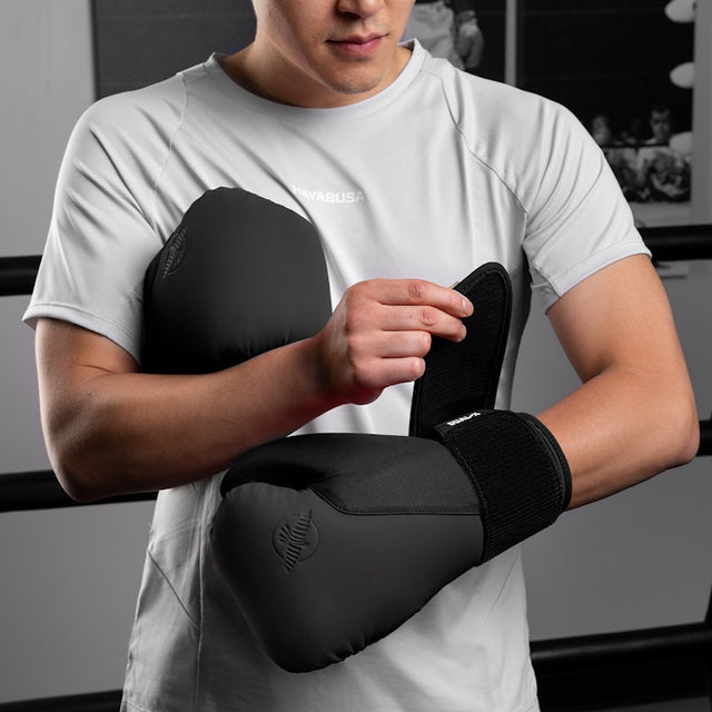 Hayabusa Boksehandsker T360 – Sort