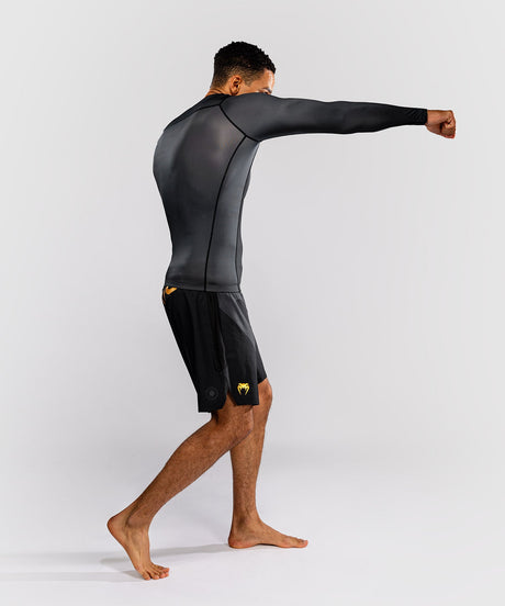 Rashguard Venum Attack Manga Larga - Negro/Oro