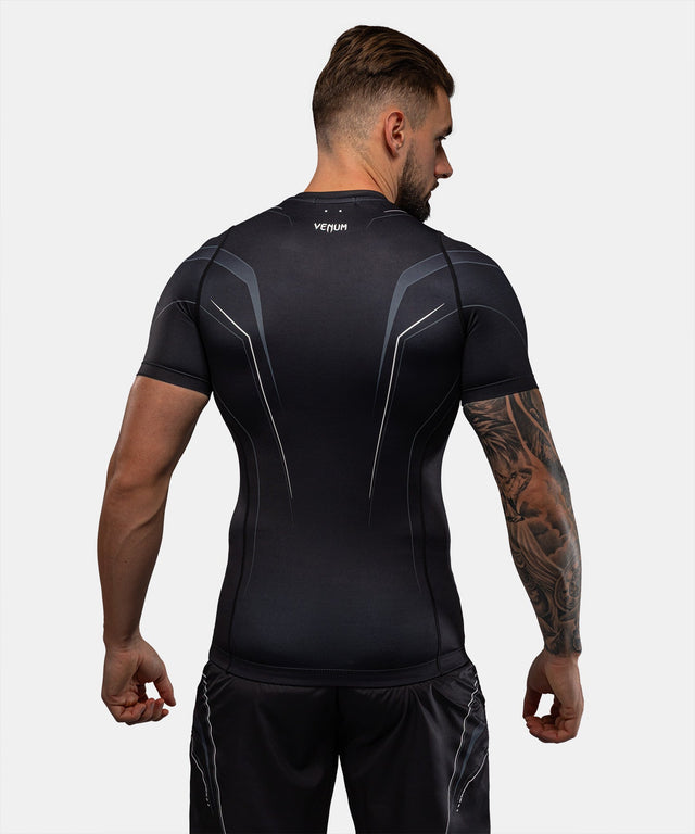 Venum Rashguard Streamline Korte Mouwen – Sort/Hvid