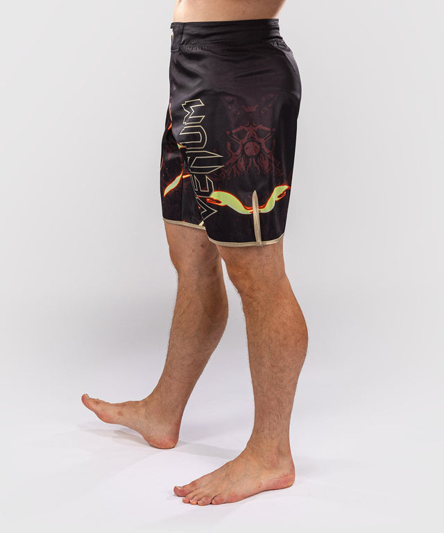 Venum MMA-Shorts x Jujutsu Kaisen Sukuna – Schwarz/Beige