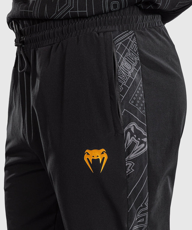 Pantaloni de antrenament Venum Karate Combat – Negru/Gri