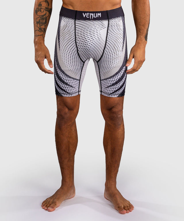 Venum Compression Shorts Galactic 3.0 – Off-white/Black