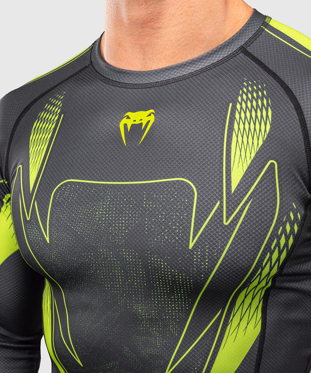 Venum Rashguard Amazonia Reborn Lange Ærmer - Sort/Grøn