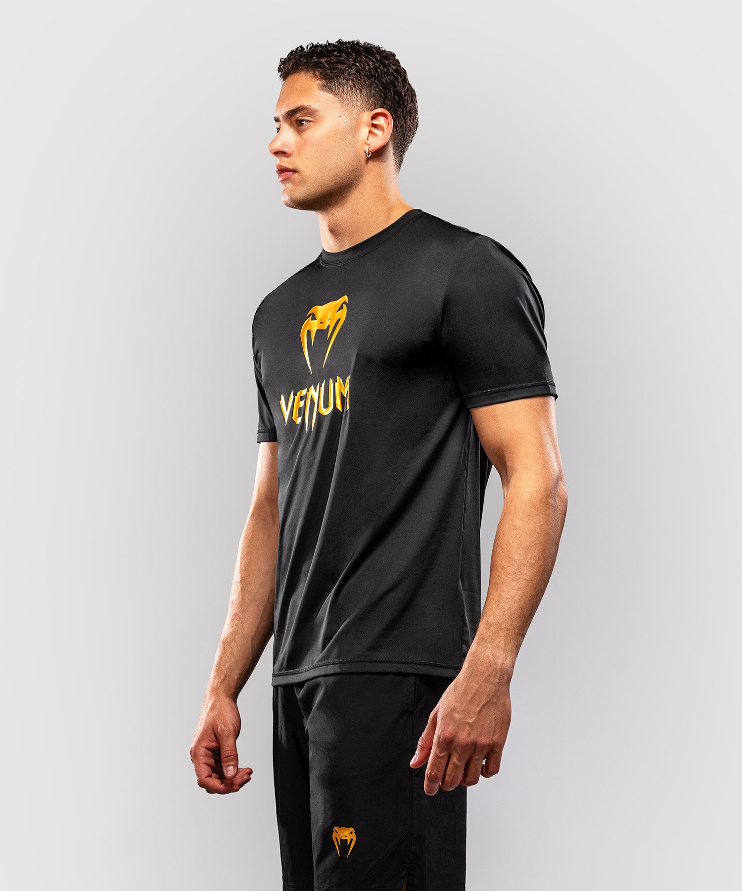 Venum T-shirt Classic Dry Tech – Sort/Guld