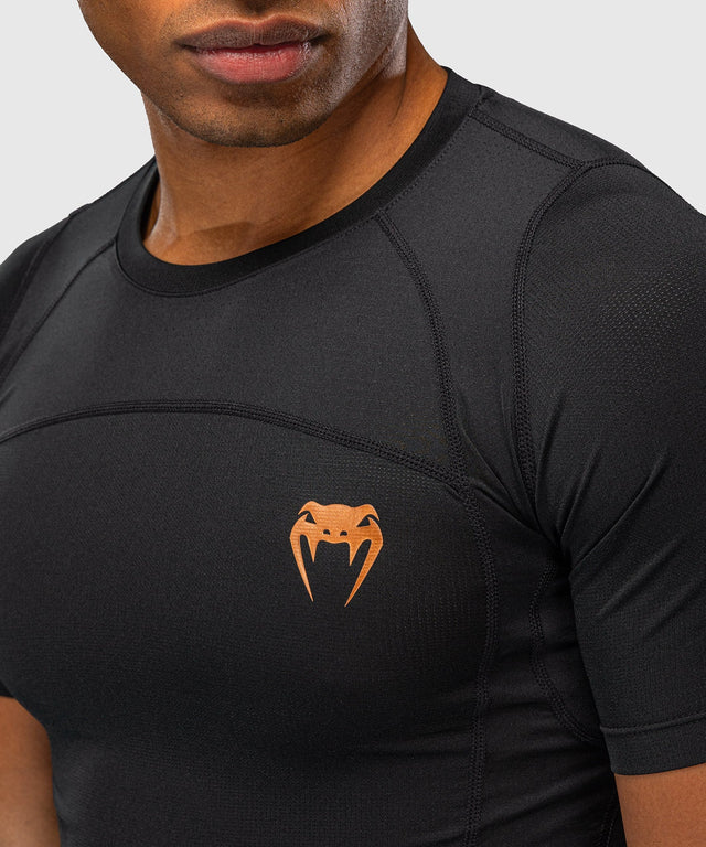 Venum Rashguard G-Fit Revolution korte ærmer - Sort/Kobber
