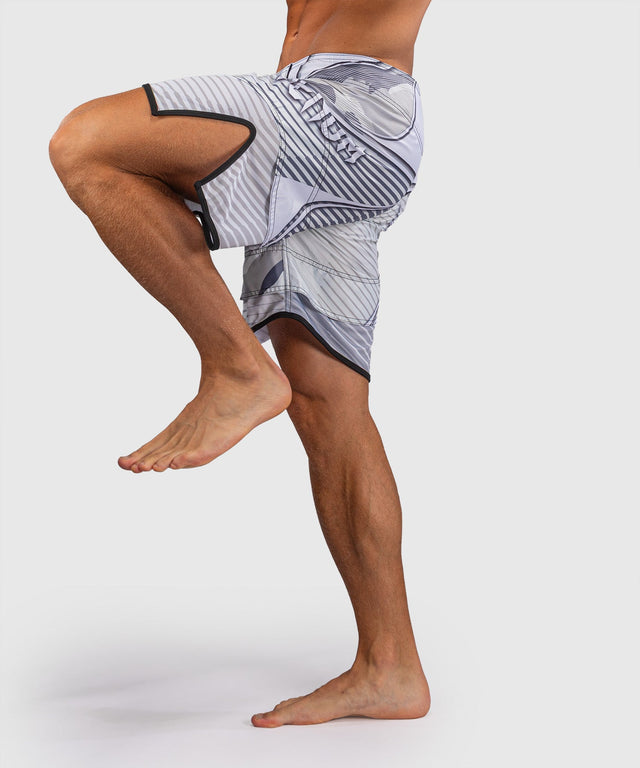 MMA trenky Venum Camo Hero – Bílé/Světle šedé