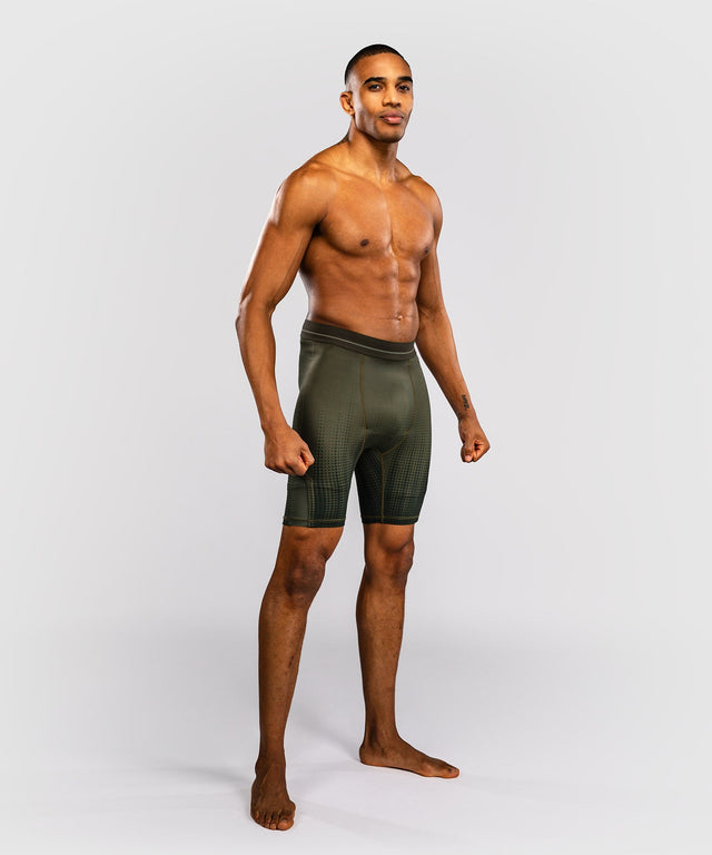 Shorts de MMA Venum Stealth – Kaki/Vert foncé