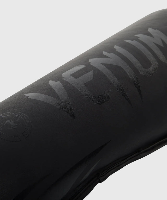 Venum Schienbeinschoner Challenger – Schwarz/Schwarz
