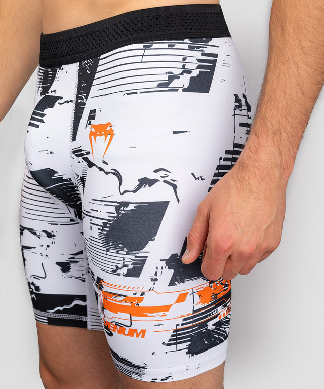 Venum UFC Kompressionsshorts Zenith Herr – Vit