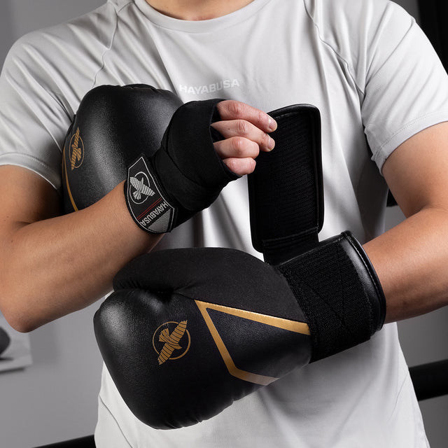 Hayabusa E1 Boxhandschuhe – Schwarz/Gold