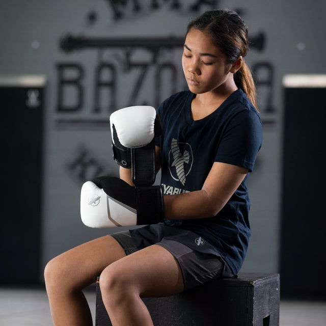 Hayabusa Boksehandsker E1 Børn – Hvid/Sort/Sølv