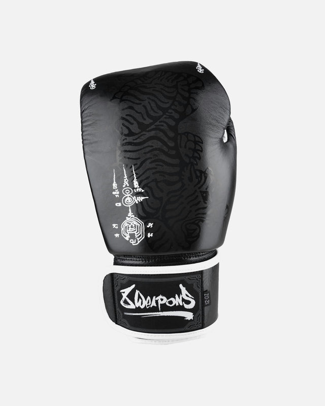 8 WEAPONS Boksehandsker Sak Yant Big Tiger – Sort