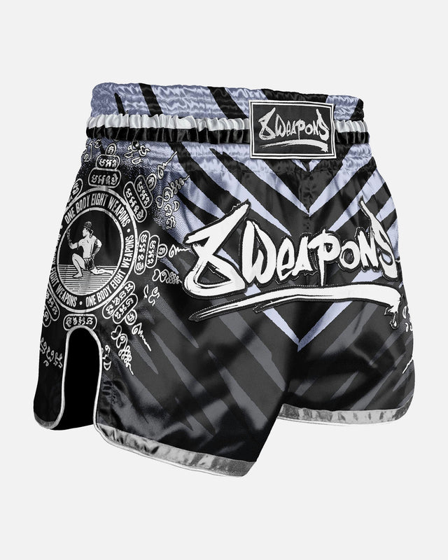 8 WEAPONS Muay Thai shorts 8 Ways Yant – Sort/Sølv