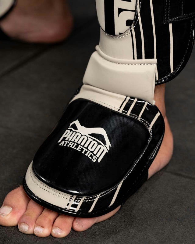 Phantom Athletics APEX Hybrid Schienbeinschoner – Sand