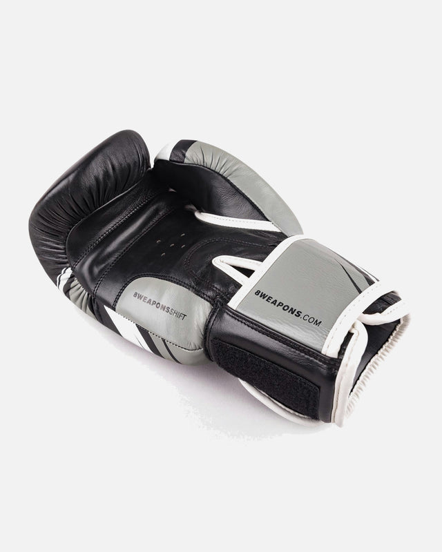 8 WEAPONS Boxhandschuhe Shift – Schwarz/Weiß