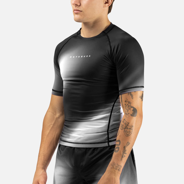 Hayabusa Rashguard Apex Nova Kurzarm – Grau