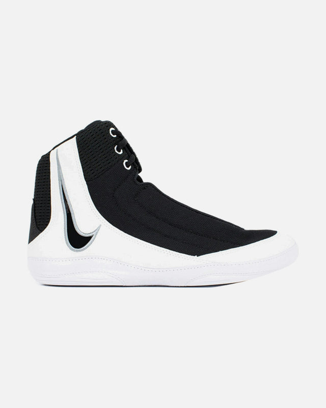 Nike Ringerschuhe Inflict 4 – Schwarz/Weiß