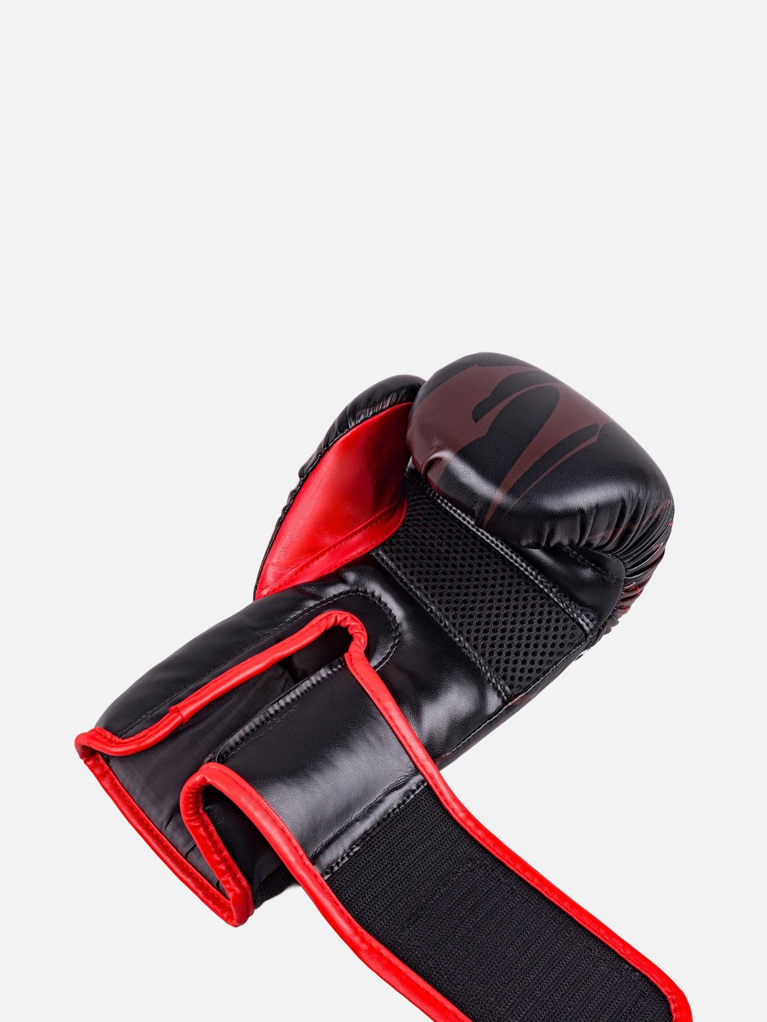 Mănuși de box 8 WEAPONS Beastial Wolf Copii – Negru/Roșu