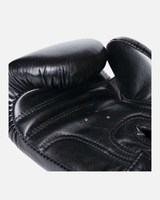 8 WEAPONS Boxhandschuhe Classic – Schwarz