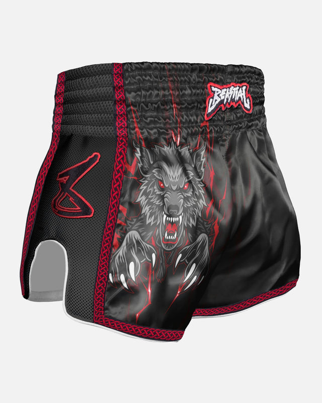 8 WEAPONS Muay Thai shorts Beastial Wolf - Sort/Rød