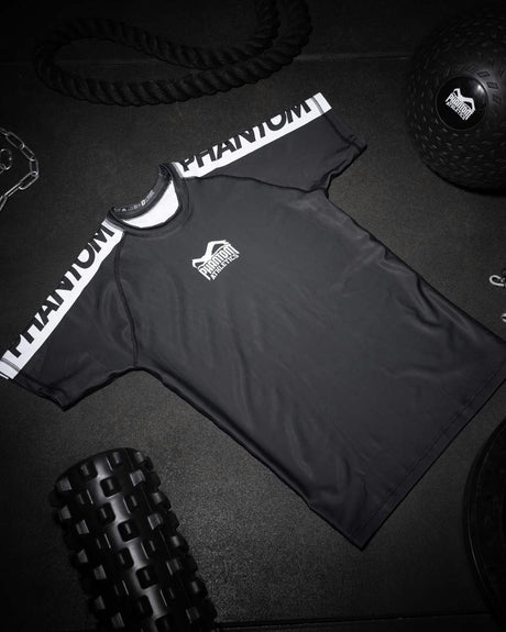 Rashguard Phantom Athletics EVO Apex Manga Curta – Preto