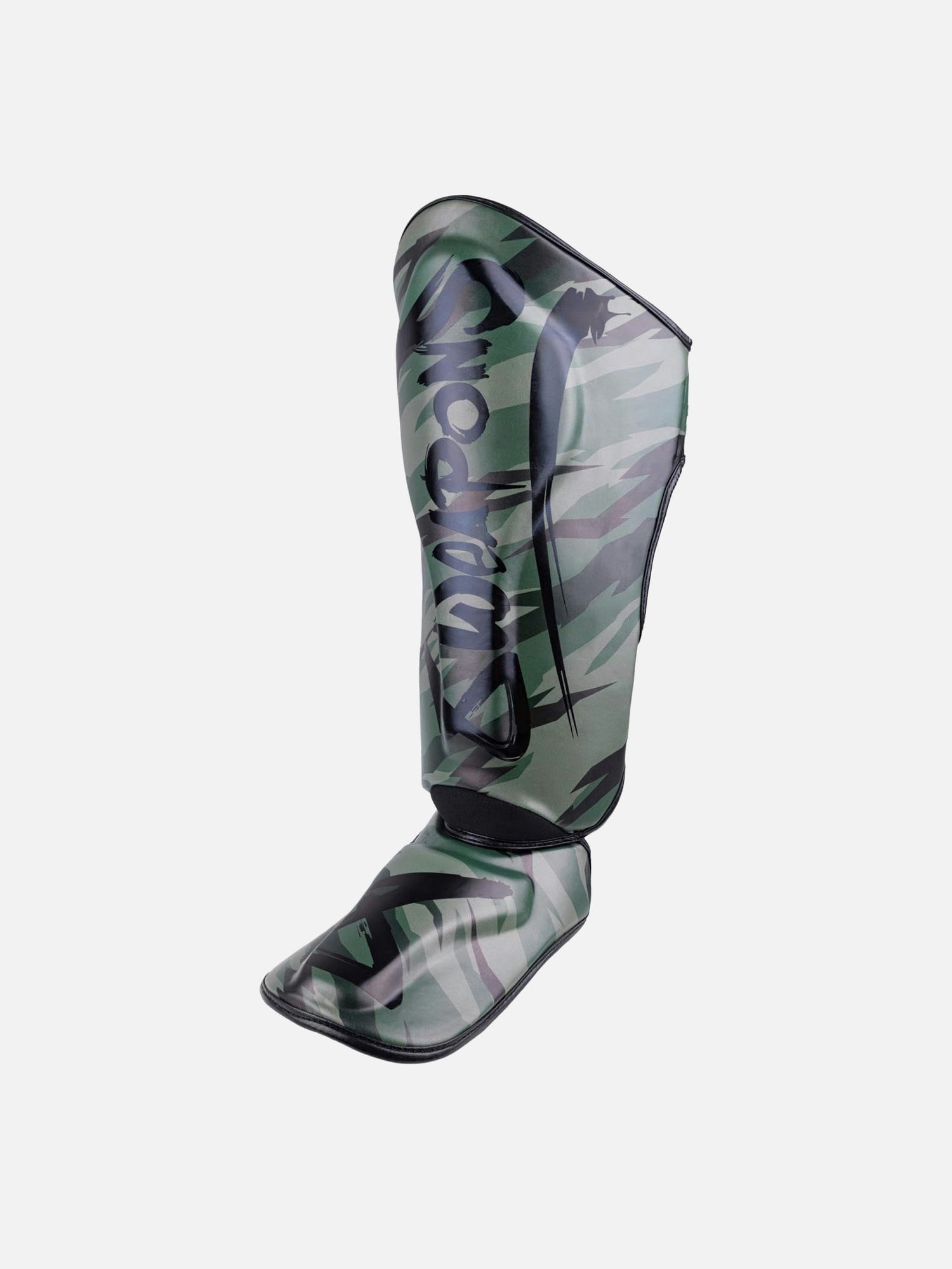 Chrániče holení 8 WEAPONS Unlimited 2.0 – Woodland Camo