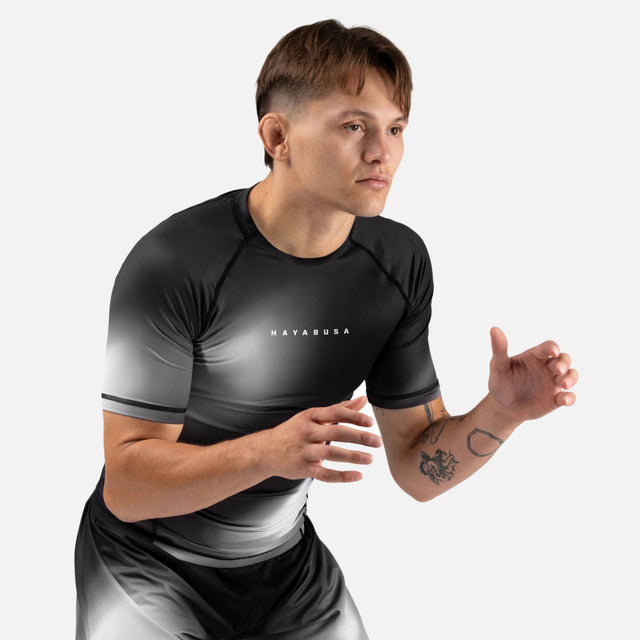 Hayabusa Rashguard Apex Nova Kurzarm – Grau