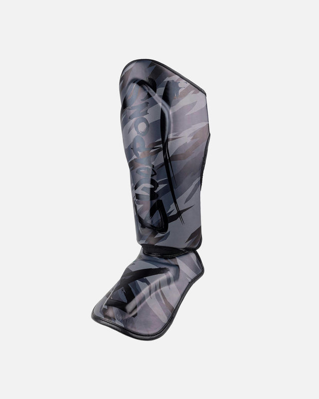 8 WEAPONS Shin guards Unlimited 2.0 – Urban Camo