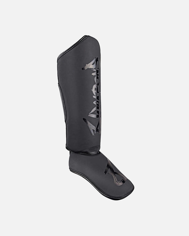 8 WEAPONS Schienbeinschoner Unlimited 2.0 – Schwarz