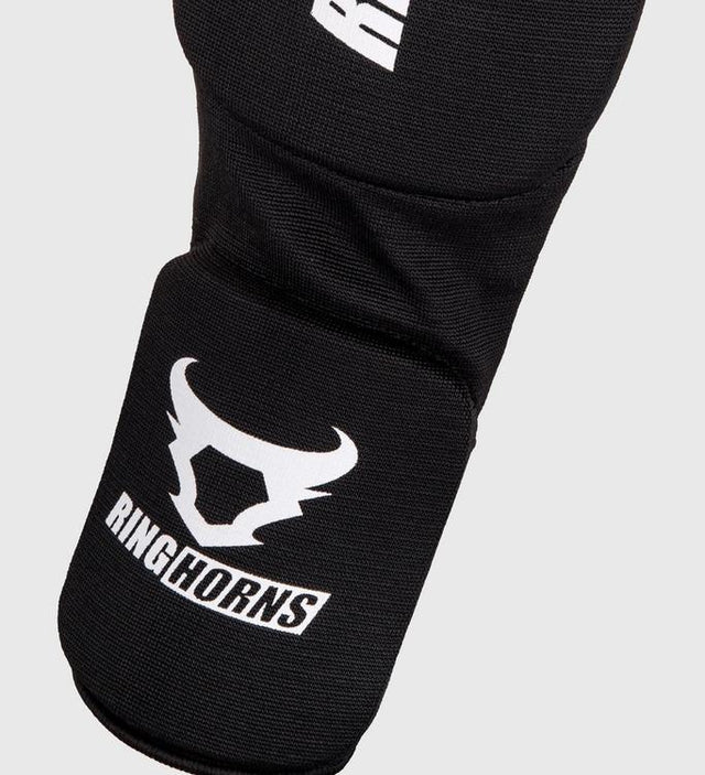 Caneleiras Ringhorns Kontact Kickboxing – Preto/Branco – Caneleiras