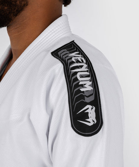 Venum BJJ Gi First - Hvid - inkl. hvidt bælte - BJJ-gi'er