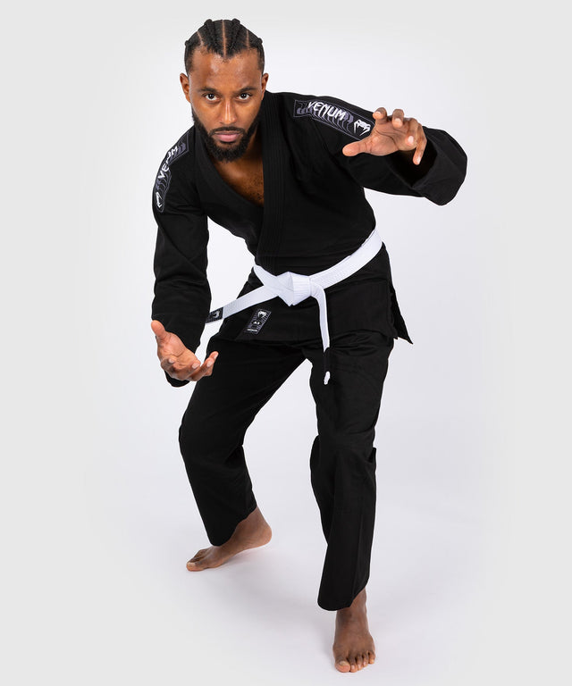 Venum BJJ Gi First - Černé - vč. bílé pásky - BJJ kimona
