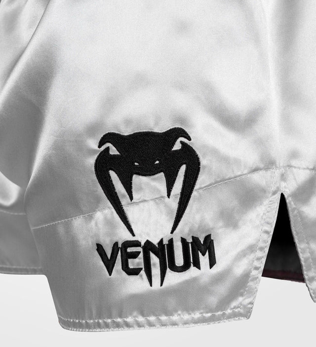 Calções de kickboxing Venum Classic – Prateado/Preto
