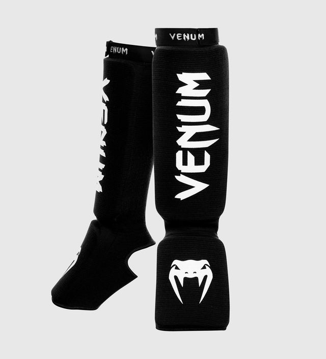 Caneleiras de kickboxing Venum Kontact – Preto/Branco – Caneleiras