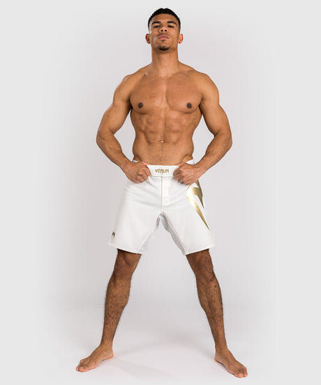 Shorts de MMA Venum Light 5.0 – Blanc/Or