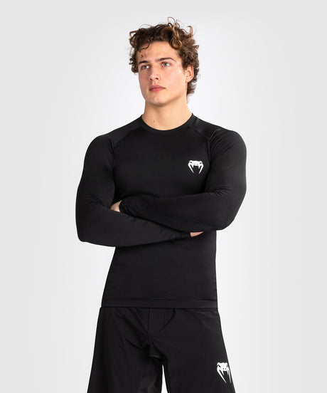 Rashguard Venum Contender Długie Rękawy – Czarny/Biały – Rashguard
